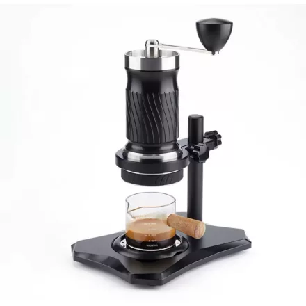 Karral működtetett eszpresszó gép (Lever Espresso Machine) őrölt kávéhoz