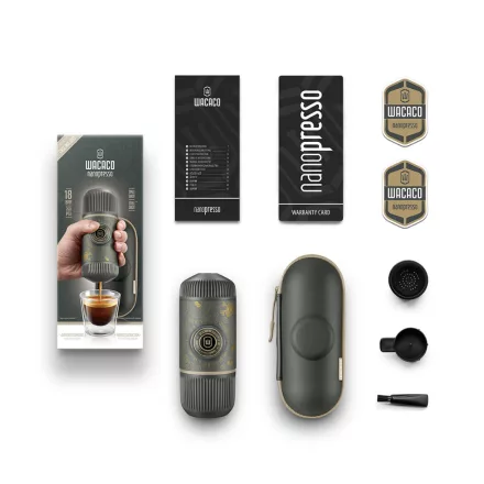 Wacaco Nanopresso Dark Souls hordozható kávéfőző védőtokkal