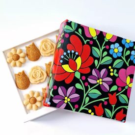   Cukrobello Virág  formacukor  Matyó mintás dobozban  dobozban