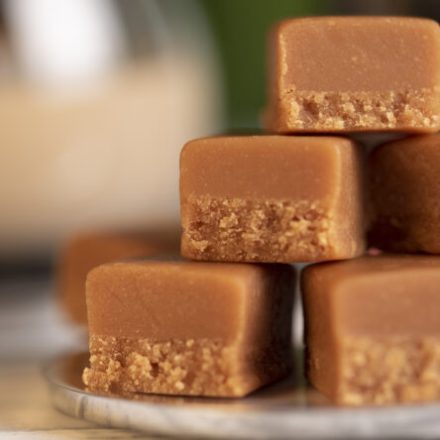 Baileys Sós karamella Fudge irishkrém kikőr ízesítéssel 250 gramm